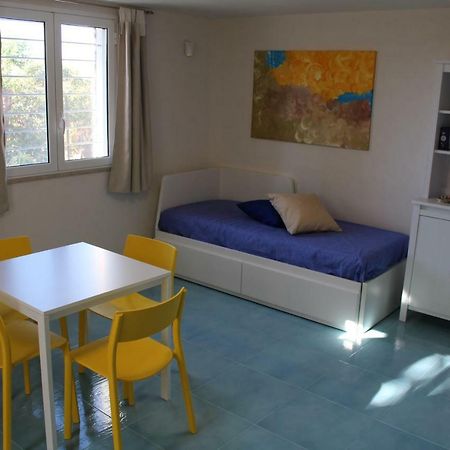 דירות אלקאמו מרינה Acquamarina House On The Beach מראה חיצוני תמונה