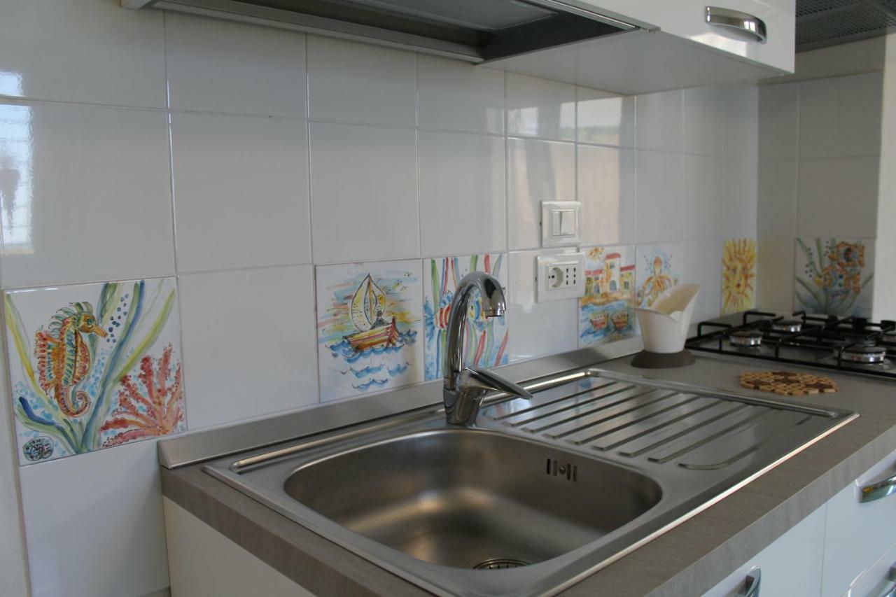 דירות אלקאמו מרינה Acquamarina House On The Beach מראה חיצוני תמונה